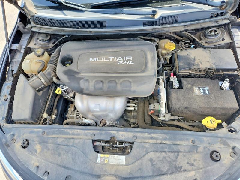 2015 Chrysler 200 მანქანა იყიდება აუქციონზე, vin: 1C3CCCCBXFN538711, აუქციონის ნომერი: 59160816