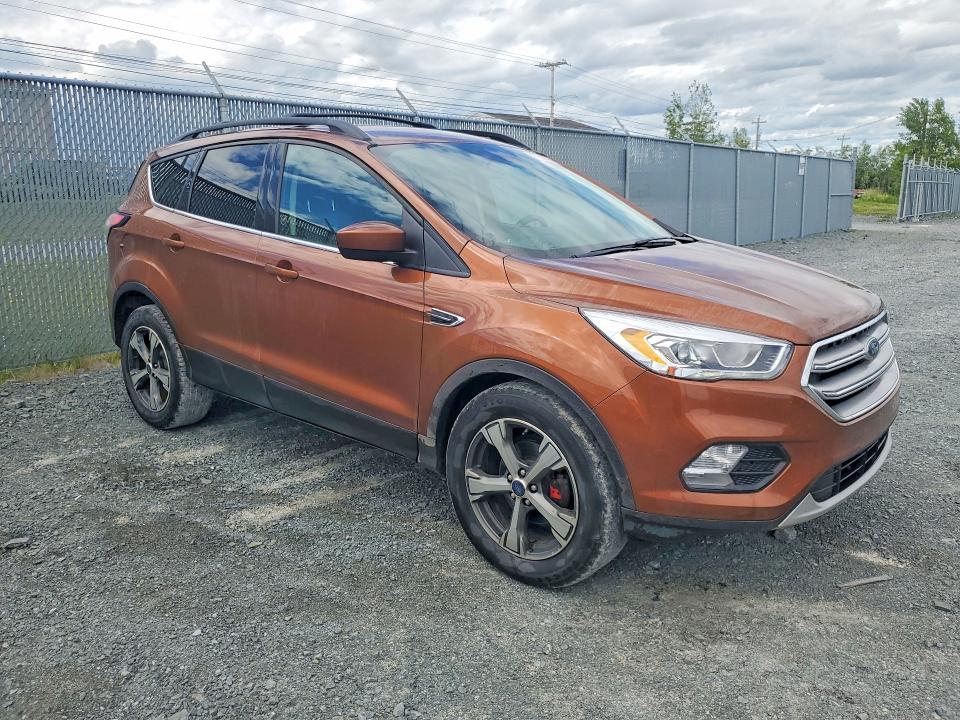 Продажа на аукционе авто 2017 Ford Escape, vin: 1FMCU0GD1HUB54646, номер лота: 58026286