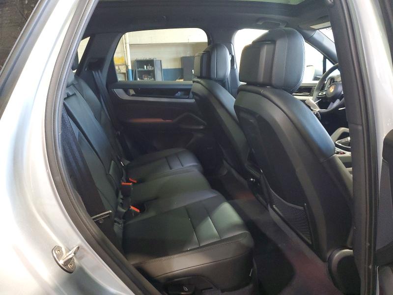55368296 :رقم المزاد ، WP1AA2AY5TDA00802 vin ، 2026 Porsche Cayenne مزاد بيع