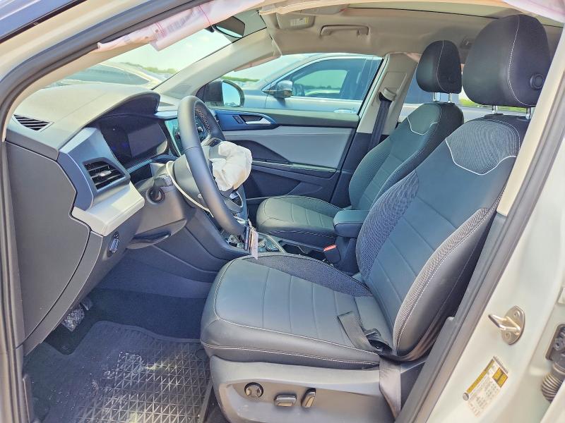 Продажа на аукционе авто 2024 Volkswagen Taos, vin: 3VVVX7B24RM015704, номер лота: 57225256
