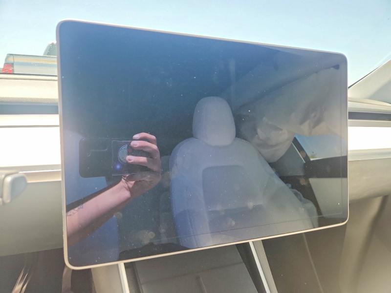 2020 Tesla Model Y მანქანა იყიდება აუქციონზე, vin: 5YJYGDEE2LF023697, აუქციონის ნომერი: 57267946