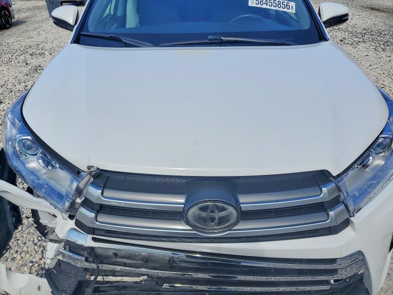 2019 Toyota Highlander მანქანა იყიდება აუქციონზე, vin: 5TDZZRFH9KS304166, აუქციონის ნომერი: 62535986