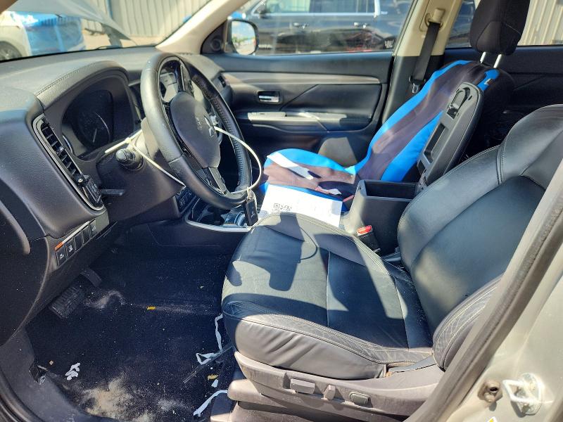 58584606 :رقم المزاد ، JA4AZ3A32LZ018305 vin ، 2020 Mitsubishi Outlander مزاد بيع