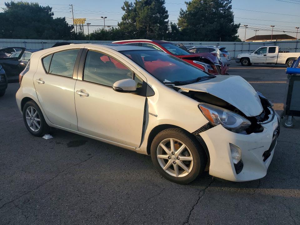 Продажа на аукционе авто 2015 Toyota Prius C, vin: JTDKDTB3XF1090010, номер лота: 56253086