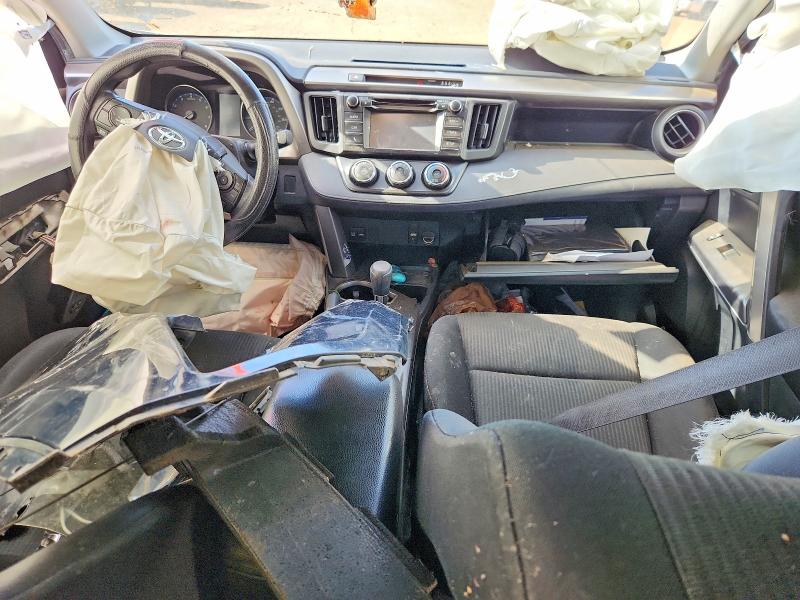 2017 Toyota Rav4 მანქანა იყიდება აუქციონზე, vin: JTMZFREV9HJ715251, აუქციონის ნომერი: 56278566