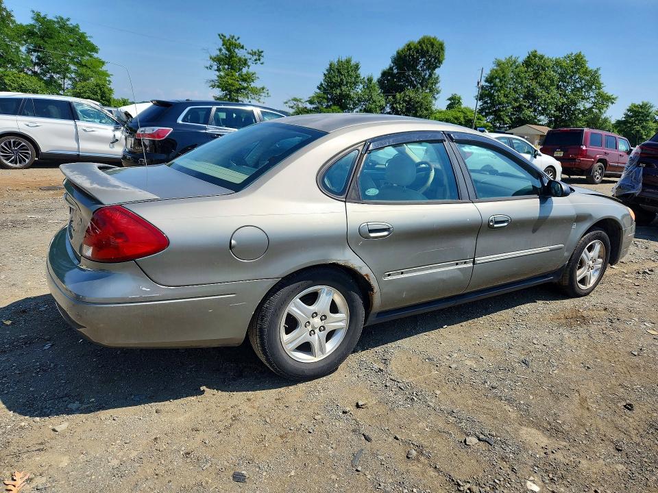 58950606 :رقم المزاد ، 1FAHP56S02A202358 vin ، 2002 Ford Taurus مزاد بيع