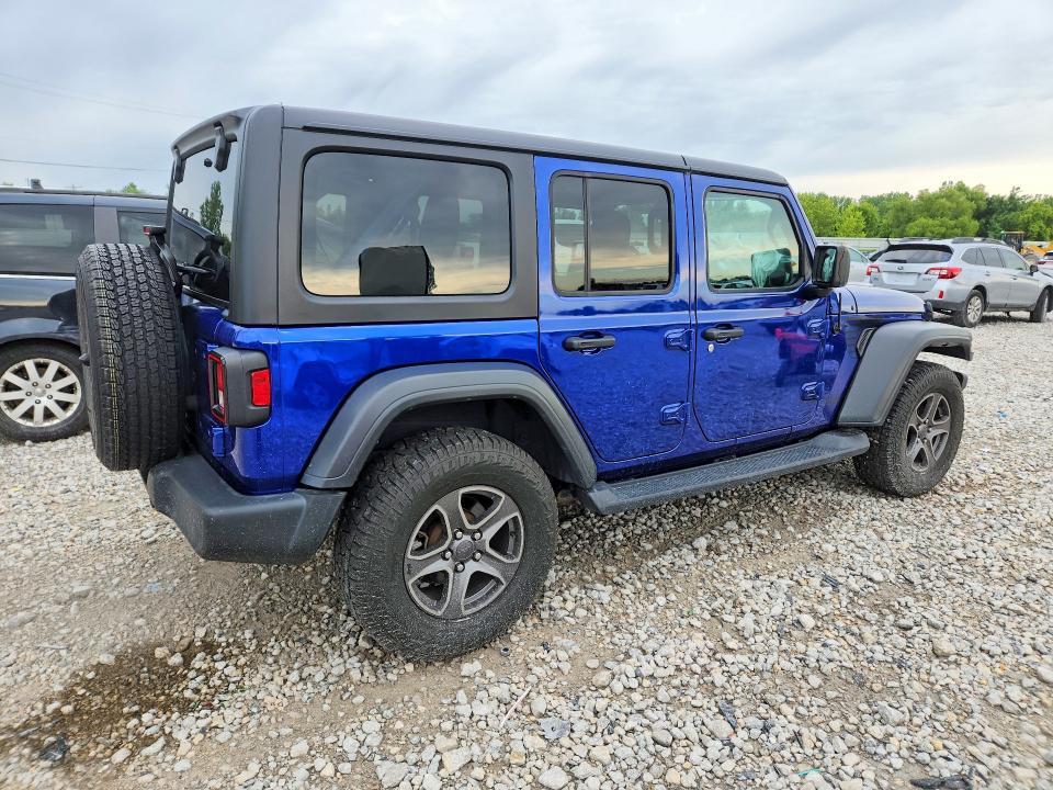 57771096 :رقم المزاد ، 1C4HJXDG6JW221505 vin ، 2018 Jeep Wrangler Unlimited مزاد بيع