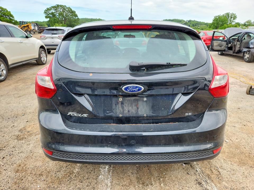 55568786 :رقم المزاد ، 1FADP3K20EL178662 vin ، 2014 Ford Focus مزاد بيع
