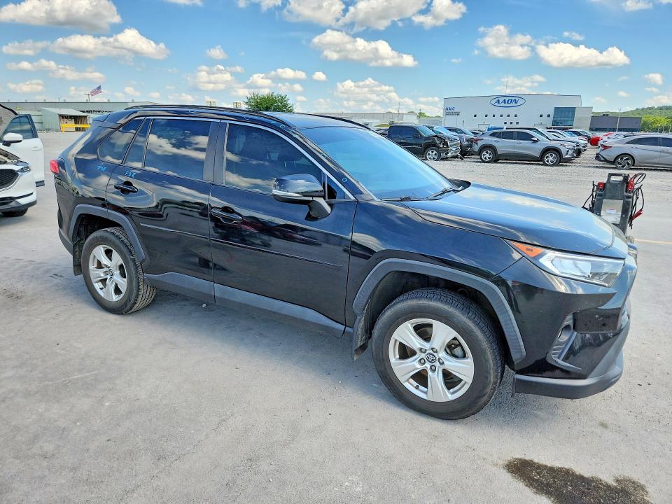 56129236 :رقم المزاد ، 2T3W1RFV4LC055485 vin ، 2020 Toyota Rav4 مزاد بيع