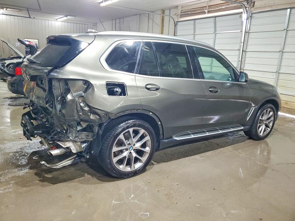 Продажа на аукционе авто 2021 Bmw X5, vin: 5UXCR4C05M9E73496, номер лота: 57547396