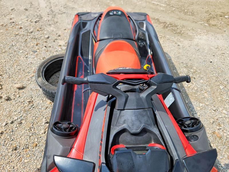 58411826 :رقم المزاد ، YDV66063F020 vin ، 2020 Sea-doo Jet Ski مزاد بيع