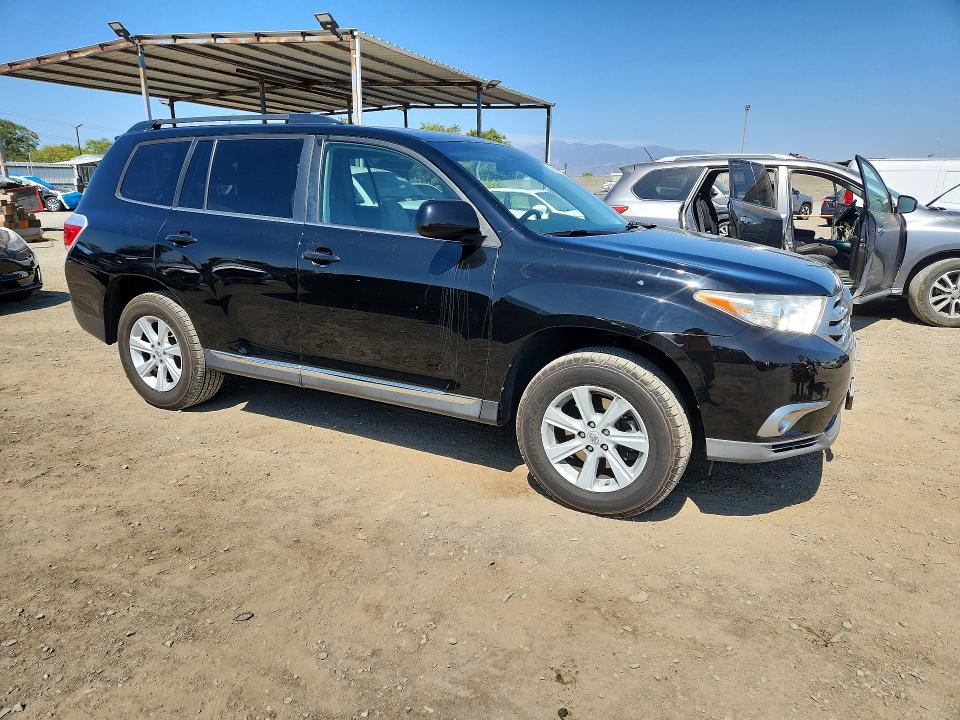 58845816 :رقم المزاد ، 5TDBK3EH3DS237474 vin ، 2013 Toyota Highlander مزاد بيع