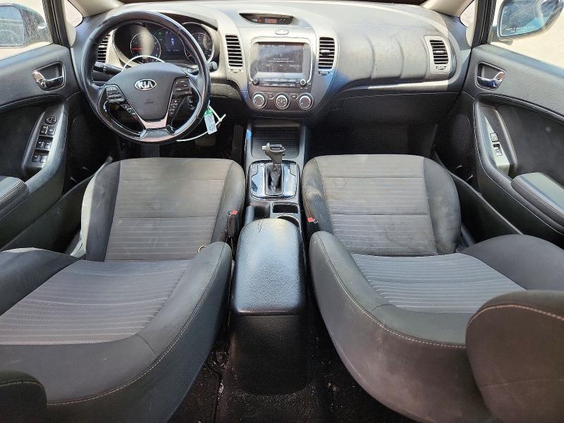 55787716 :رقم المزاد ، 3KPFL4A78JE207250 vin ، 2018 Kia Forte مزاد بيع