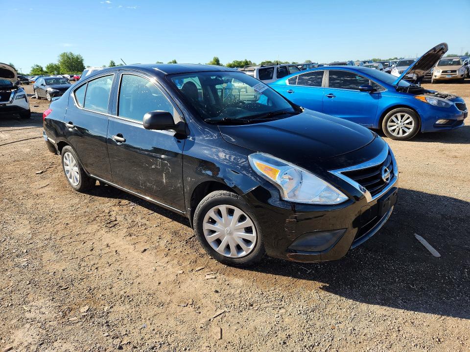 2015 Nissan Versa მანქანა იყიდება აუქციონზე, vin: 3N1CN7AP7FL881829, აუქციონის ნომერი: 58388236