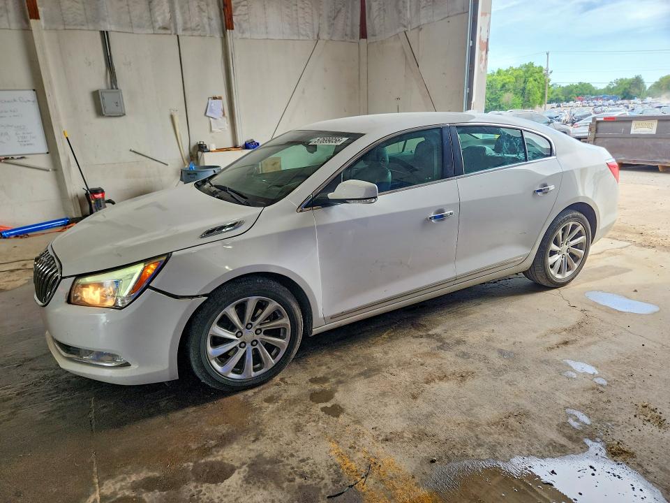 Auction sale of the 2016 Buick Lacrosse, vin: 1G4GB5G37GF262557, lot number: 57699056