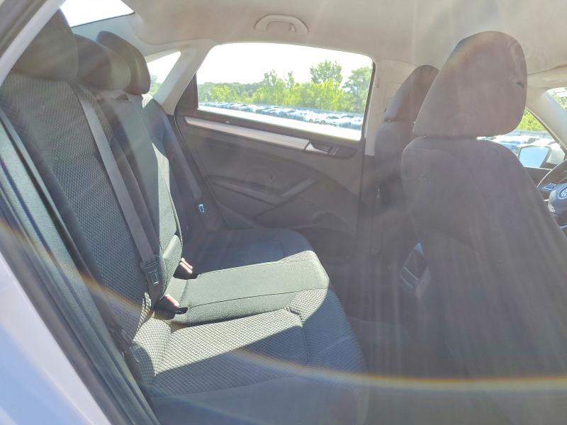 Продажа на аукционе авто 2015 Volkswagen Passat, vin: 1VWAT7A32FC078569, номер лота: 57273186
