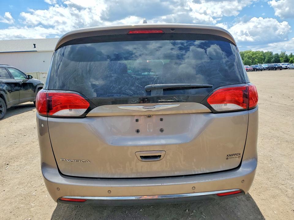 2017 Chrysler Pacifica მანქანა იყიდება აუქციონზე, vin: 2C4RC1EG4HR669772, აუქციონის ნომერი: 57813396