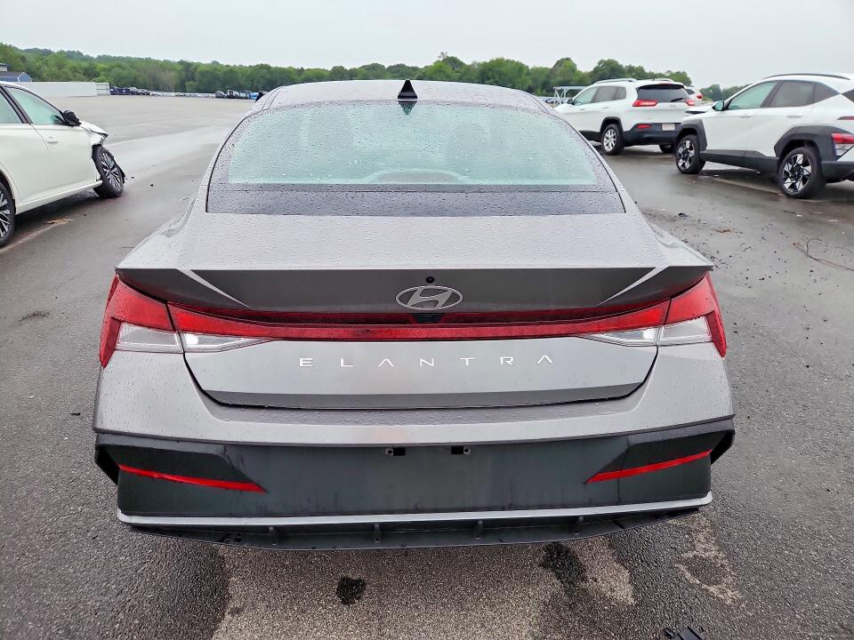 2024 Hyundai Elantra მანქანა იყიდება აუქციონზე, vin: KMHLM4DG0RU665630, აუქციონის ნომერი: 57933086
