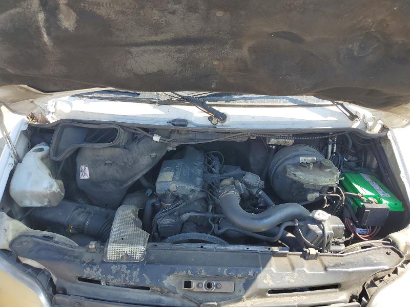 55422946 :رقم المزاد ، WD2PD744855745886 vin ، 2005 Dodge Sprinter مزاد بيع
