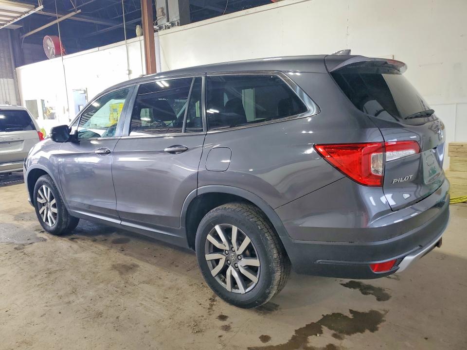 55728786 :رقم المزاد ، 5FNYF6H56LB049147 vin ، 2020 Honda Pilot مزاد بيع