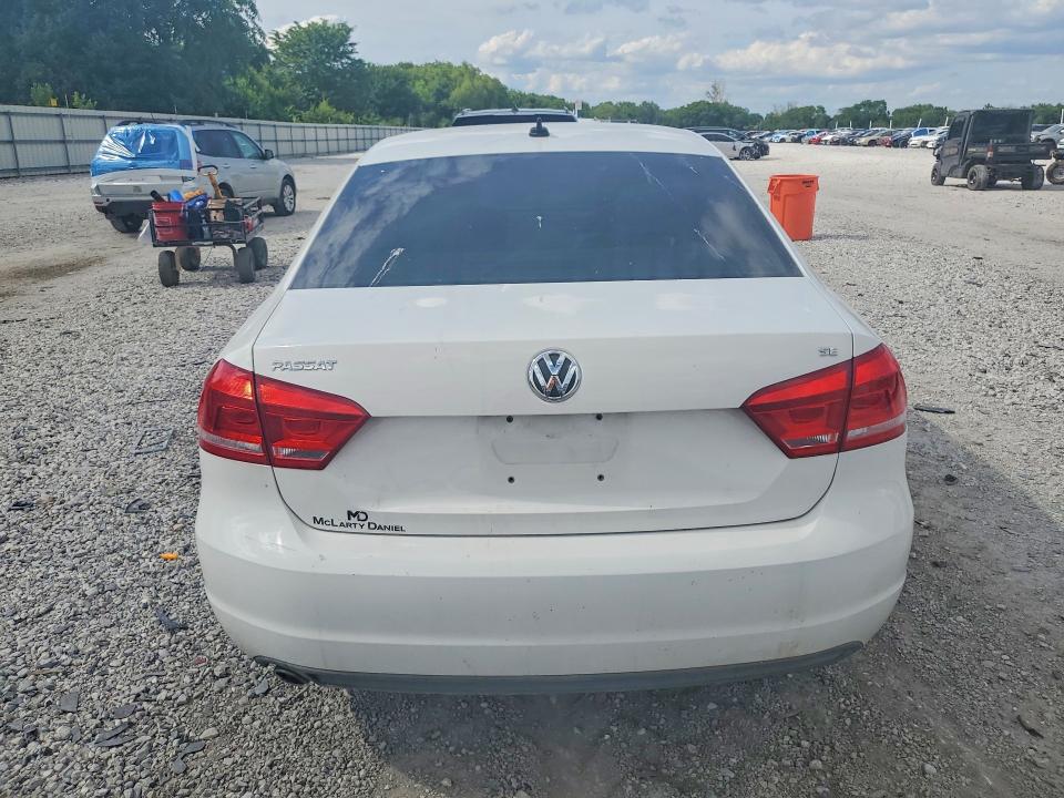 54792816 :رقم المزاد ، 1VWBH7A34DC084604 vin ، 2013 Volkswagen Passat مزاد بيع
