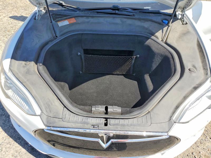 58409456 :رقم المزاد ، 5YJSA1E13FF114100 vin ، 2015 Tesla Model S مزاد بيع