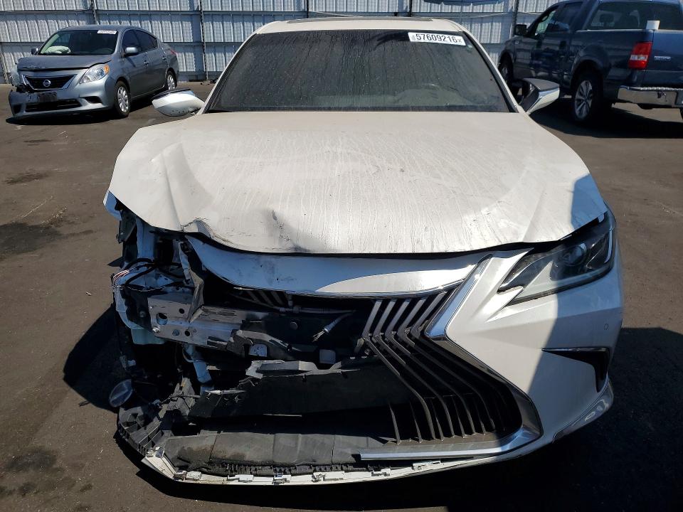 2020 Lexus Es მანქანა იყიდება აუქციონზე, vin: 58AD21B1XLU007255, აუქციონის ნომერი: 57609216