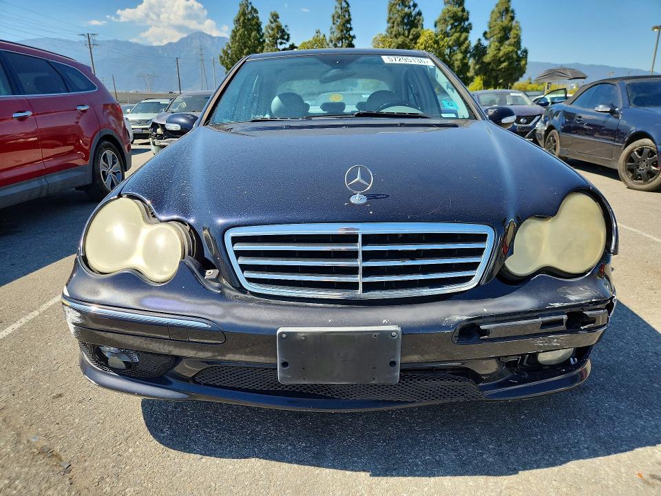 Продажа на аукционе авто 2005 Mercedes-benz C, vin: WDBRF40J15F682475, номер лота: 57295136