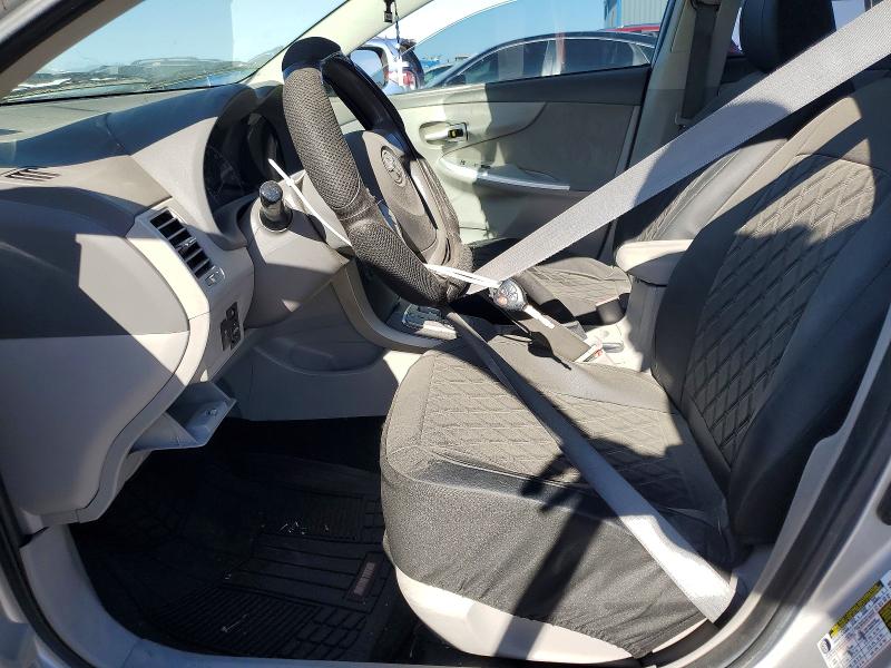 55653116 :رقم المزاد ، 1NXBU4EE1AZ323276 vin ، 2010 Toyota Corolla مزاد بيع