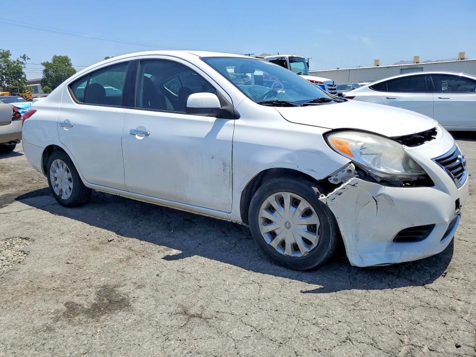 2013 Nissan Versa მანქანა იყიდება აუქციონზე, vin: 3N1CN7AP1DL849830, აუქციონის ნომერი: 55162456