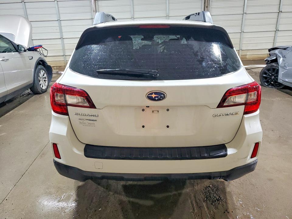 2015 Subaru Outback მანქანა იყიდება აუქციონზე, vin: 4S4BSBAC7F3213067, აუქციონის ნომერი: 57946116