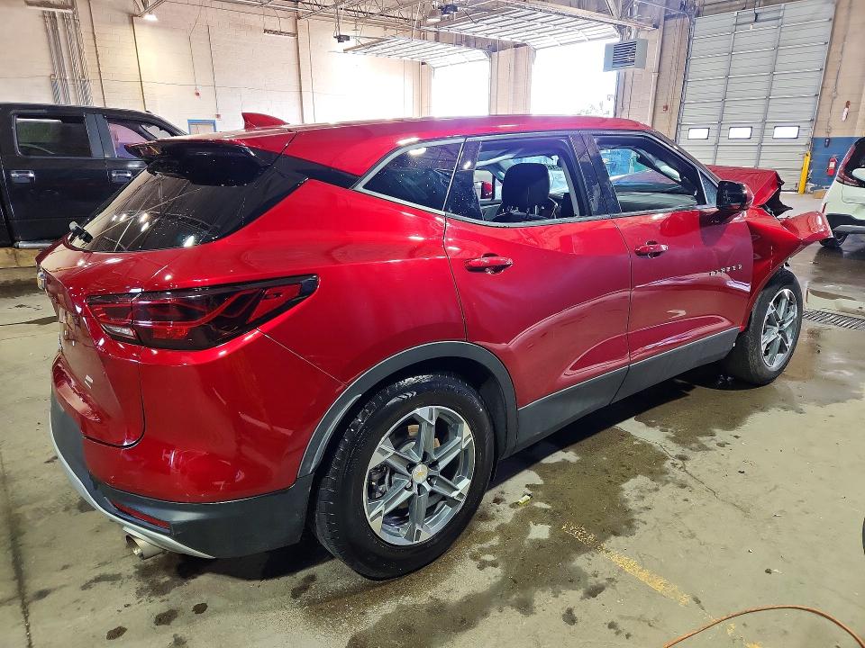 Продаж на аукціоні авто 2025 Chevrolet Blazer, vin: 3GNKBHR45SS215741, номер лоту: 57351846