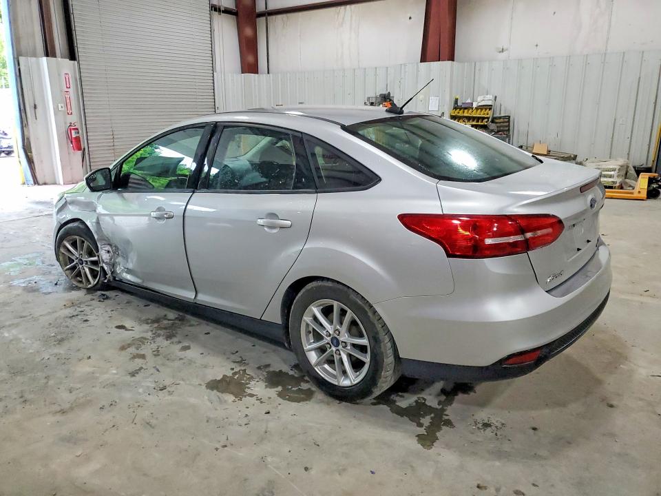 Продажа на аукционе авто 2015 Ford Focus, vin: 1FADP3F23FL218017, номер лота: 57873226