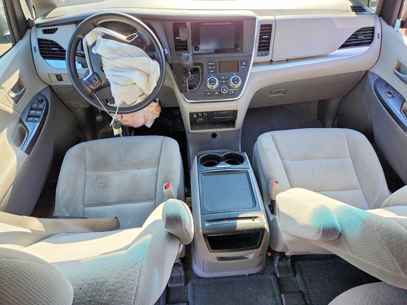 Aukcja sprzedaży 2017 Toyota Sienna, vin: 5TDJZ3DC9HS185870, numer aukcji: 57766656