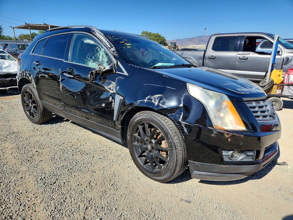 Продаж на аукціоні авто 2015 Cadillac Srx, vin: 3GYFNGE38FS611610, номер лоту: 57770106