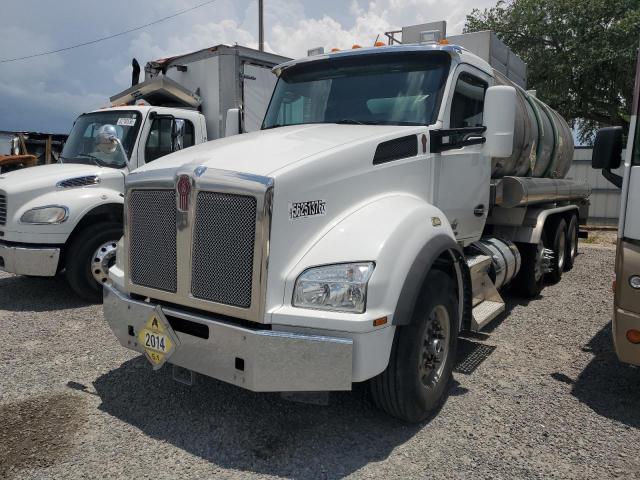 56251376 :رقم المزاد ، 1NKZX40X2HJ149392 vin ، 2017 Kenworth Construction مزاد بيع