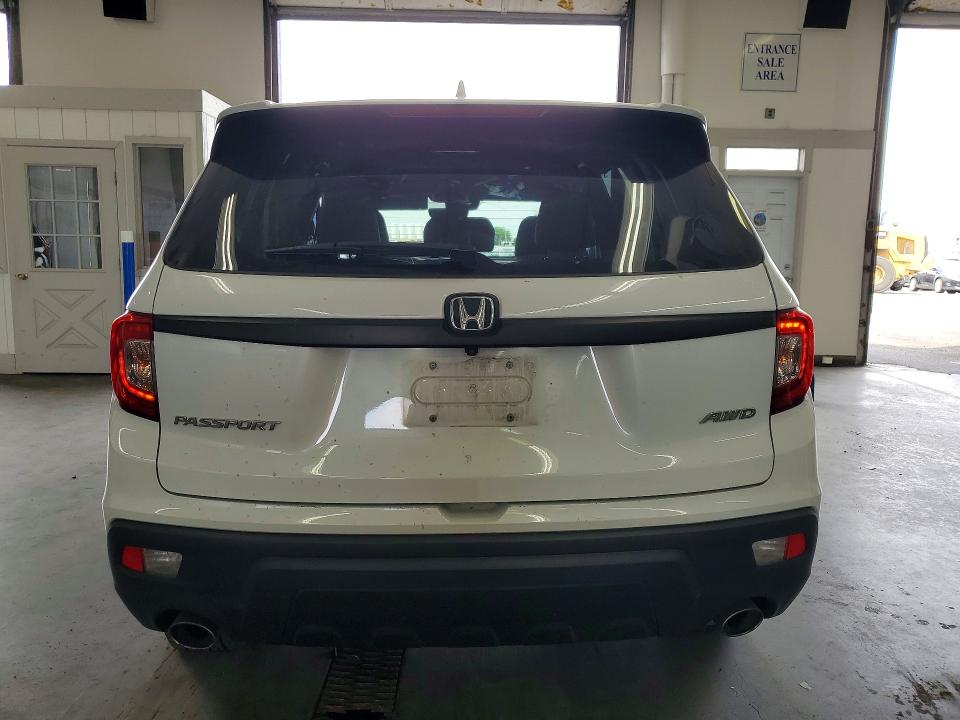 Продажа на аукционе авто 2019 Honda Passport, vin: 5FNYF8H52KB022697, номер лота: 58401266