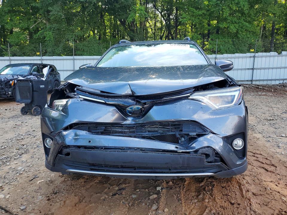 58228286 :رقم المزاد ، JTMDJREV7JD236663 vin ، 2018 Toyota Rav4 Hv مزاد بيع