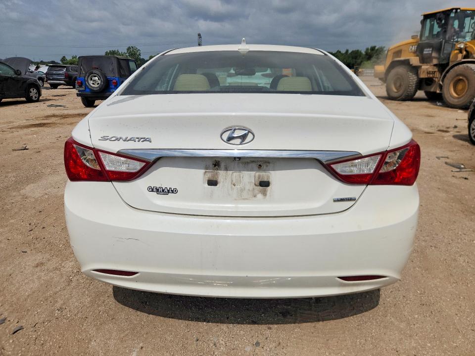 58757066 :رقم المزاد ، 5NPEC4AC7BH040157 vin ، 2011 Hyundai Sonata مزاد بيع