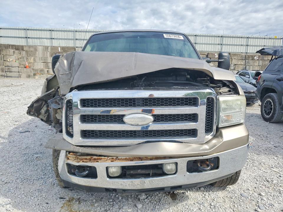 55673656 :رقم المزاد ، 1FTSX21P05EB46906 vin ، 2005 Ford F250 مزاد بيع