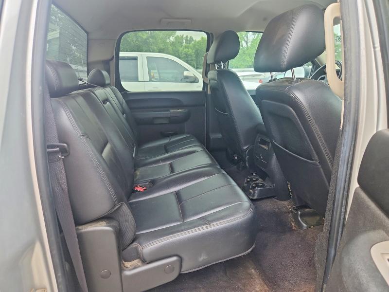 58398766 :رقم المزاد ، 3GCPKSE31BG223928 vin ، 2011 Chevrolet Silverado مزاد بيع