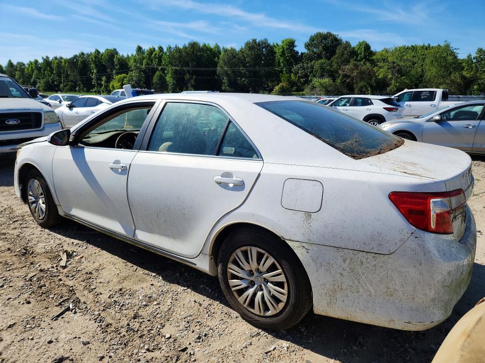 55655026 :رقم المزاد ، 4T4BF1FK1CR205850 vin ، 2012 Toyota Camry مزاد بيع