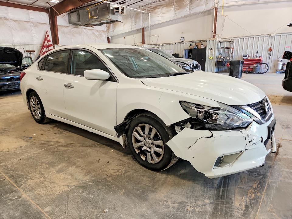 2017 Nissan Altima მანქანა იყიდება აუქციონზე, vin: 1N4AL3APXHC480993, აუქციონის ნომერი: 55735306