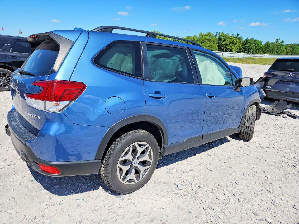 57892996 :رقم المزاد ، JF2SKAJC1MH561995 vin ، 2021 Subaru Forester مزاد بيع