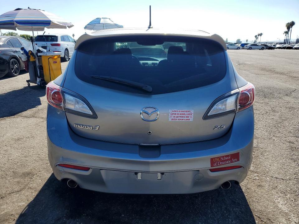 59180586 :رقم المزاد ، JM1BL1K63B1476117 vin ، 2011 Mazda 3 مزاد بيع