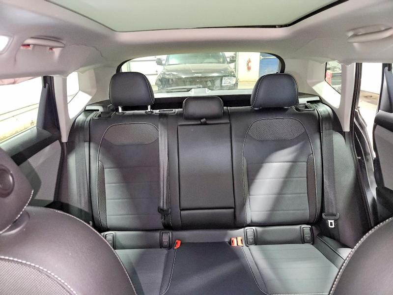 57590516 :رقم المزاد ، 3VVVX7B22PM351252 vin ، 2023 Volkswagen Taos مزاد بيع