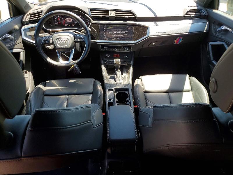 55675566 :رقم المزاد ، WA1DECF30M1142560 vin ، 2021 Audi Q3 مزاد بيع