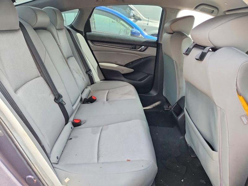 Auction sale of the 2019 Honda Accord, vin: 1HGCV1F13KA058400, lot number: 55424466
