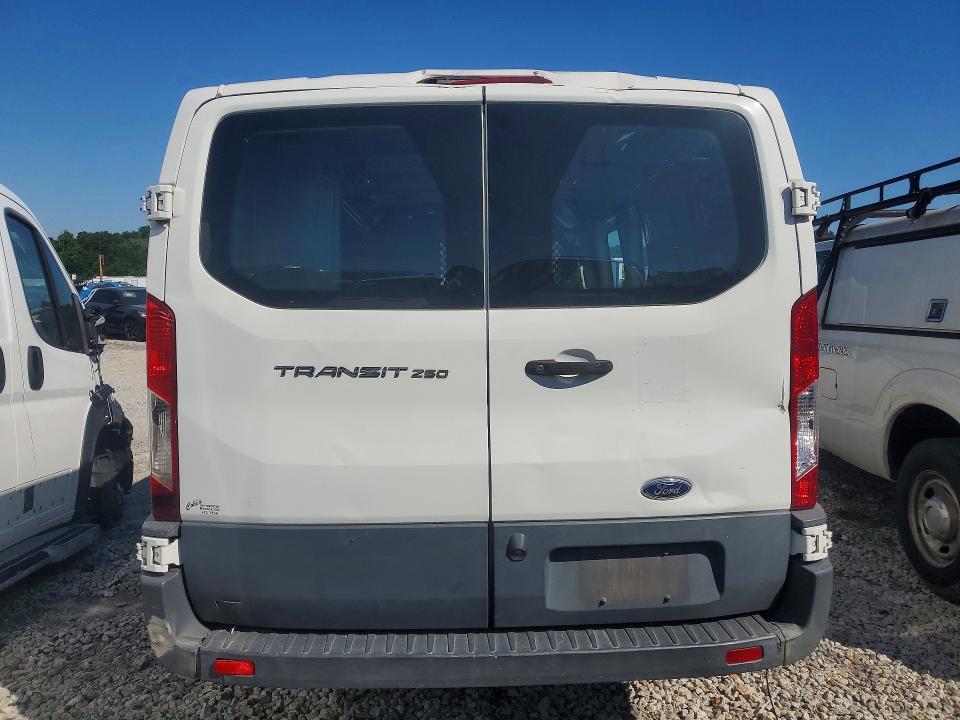 54796356 :رقم المزاد ، 1FTYR1ZM3JKA58422 vin ، 2018 Ford Transit مزاد بيع