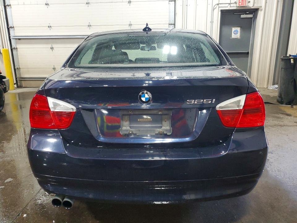 Продажа на аукционе авто 2006 Bmw 325, vin: WBAVB17576NH93056, номер лота: 59101696